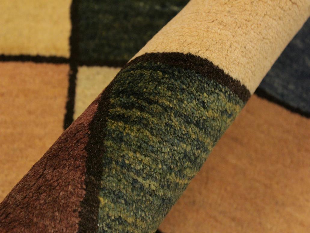 Contemporary Gabbeh Geri Beige/Black Wool Rug - 4'0'' x 5'4''