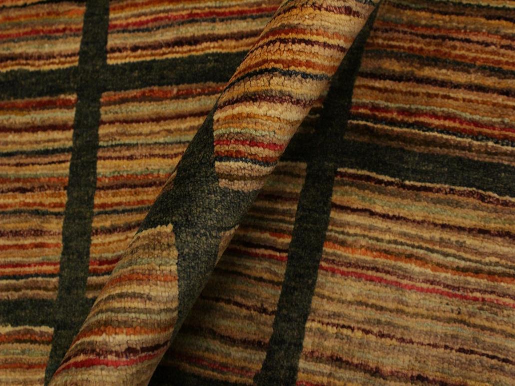 Modern Gabbeh Pamala Charcoal/Rust Wool Rug - 4'2'' x 5'11''