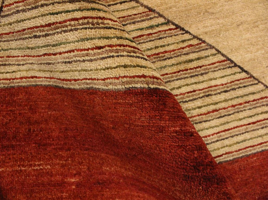 Contemporary Gabbeh Karol Beige/Red Wool Rug - 2'11'' x 5'1''
