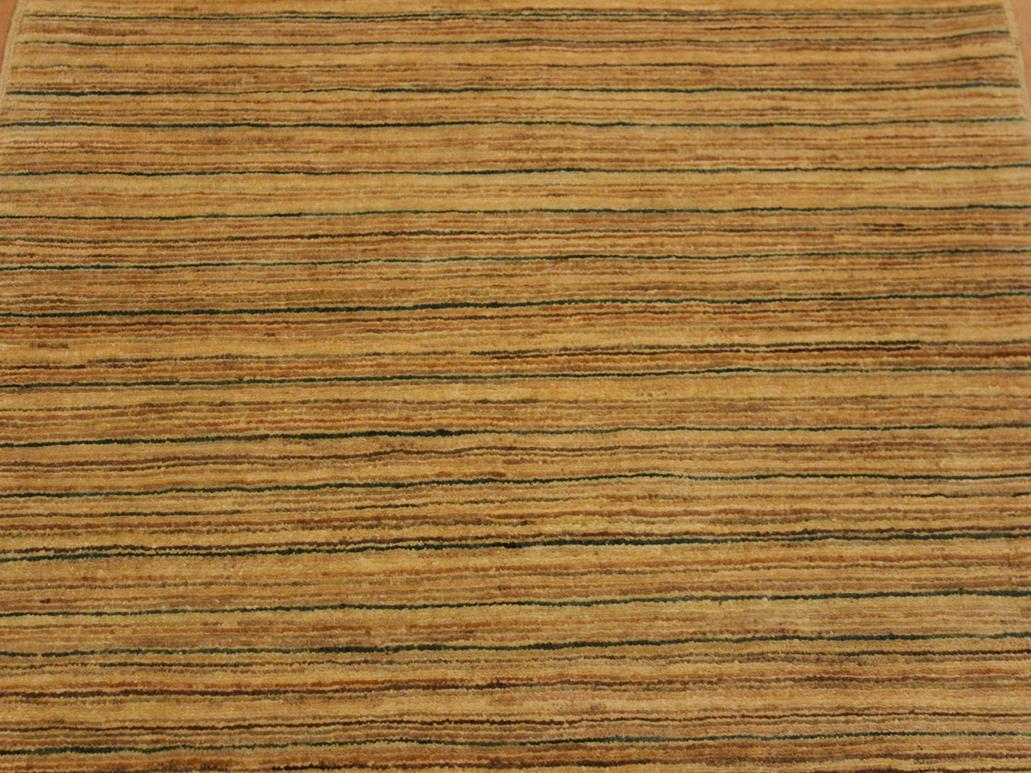 Modern Gabbeh Alaina Beige/Green Wool Rug - 3'1'' x 4'11''