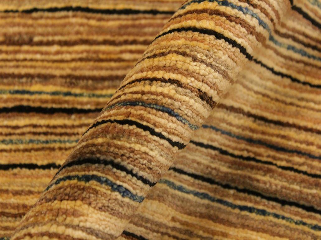 Modern Gabbeh Delfina Beige/Green Wool Rug - 2'9'' x 4'10''