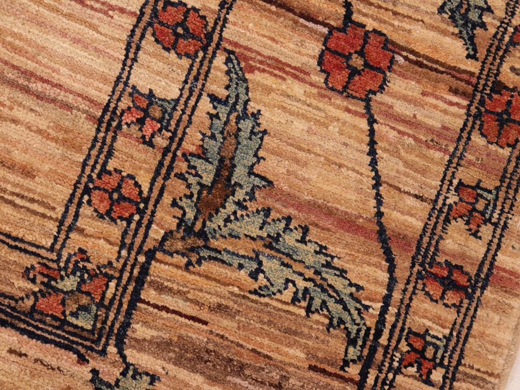 Shabby Chic Gabbeh Raye Beige/Rust Wool Rug - 6'3'' x 9'0''