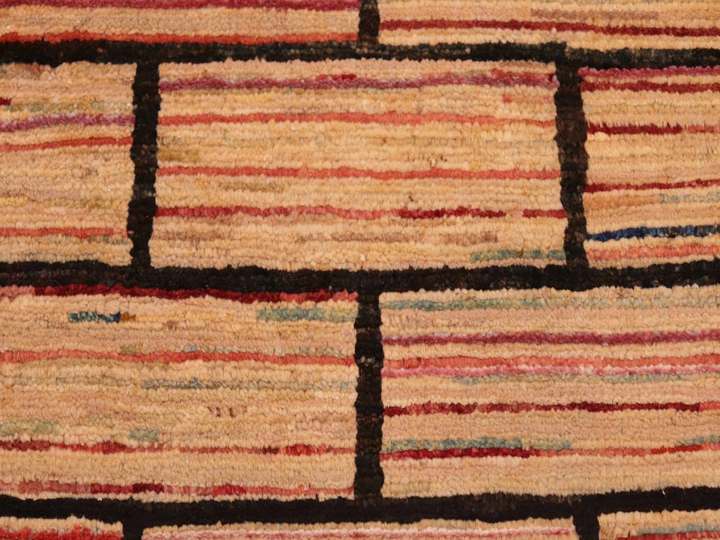 Contemporary Gabbeh Kayleen Black/Beige Wool Rug - 5'10'' x 9'2''