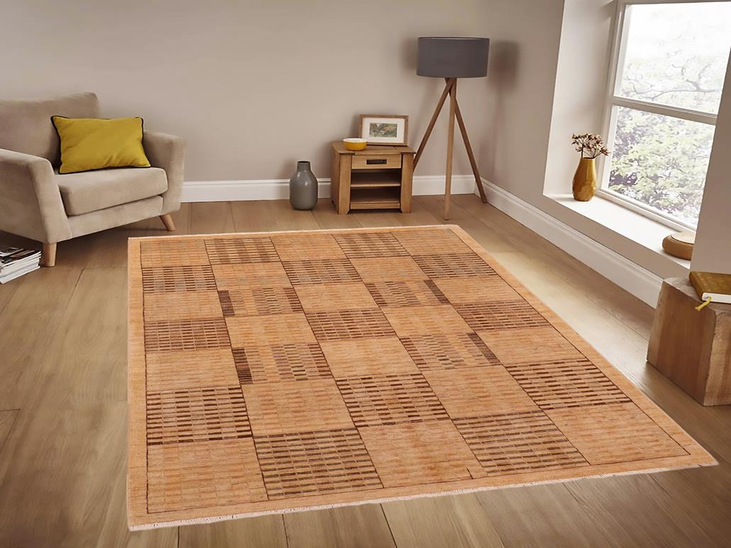 Modern Gabbeh Tammera Beige/Tan Wool Rug - 6'0'' x 8'9''