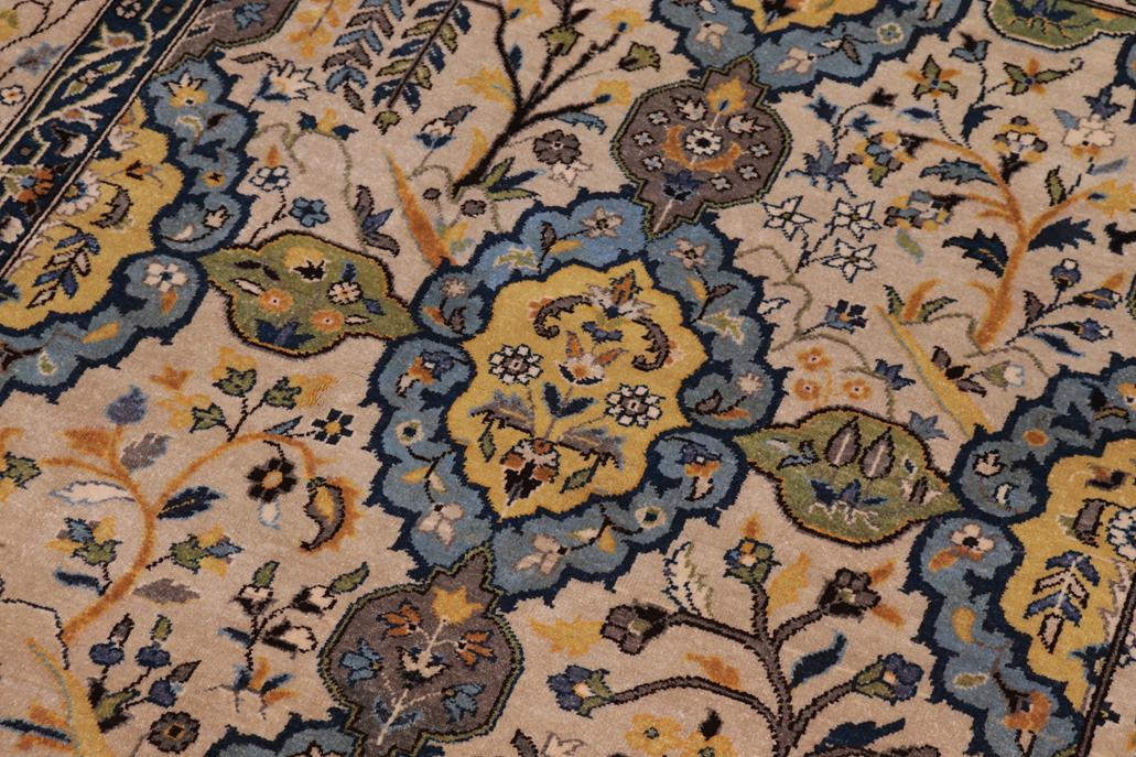 handmade Traditional Design Lt. Gray Lt. Gray Hand Knotted RECTANGLE 100% WOOL area rug 8'X10'