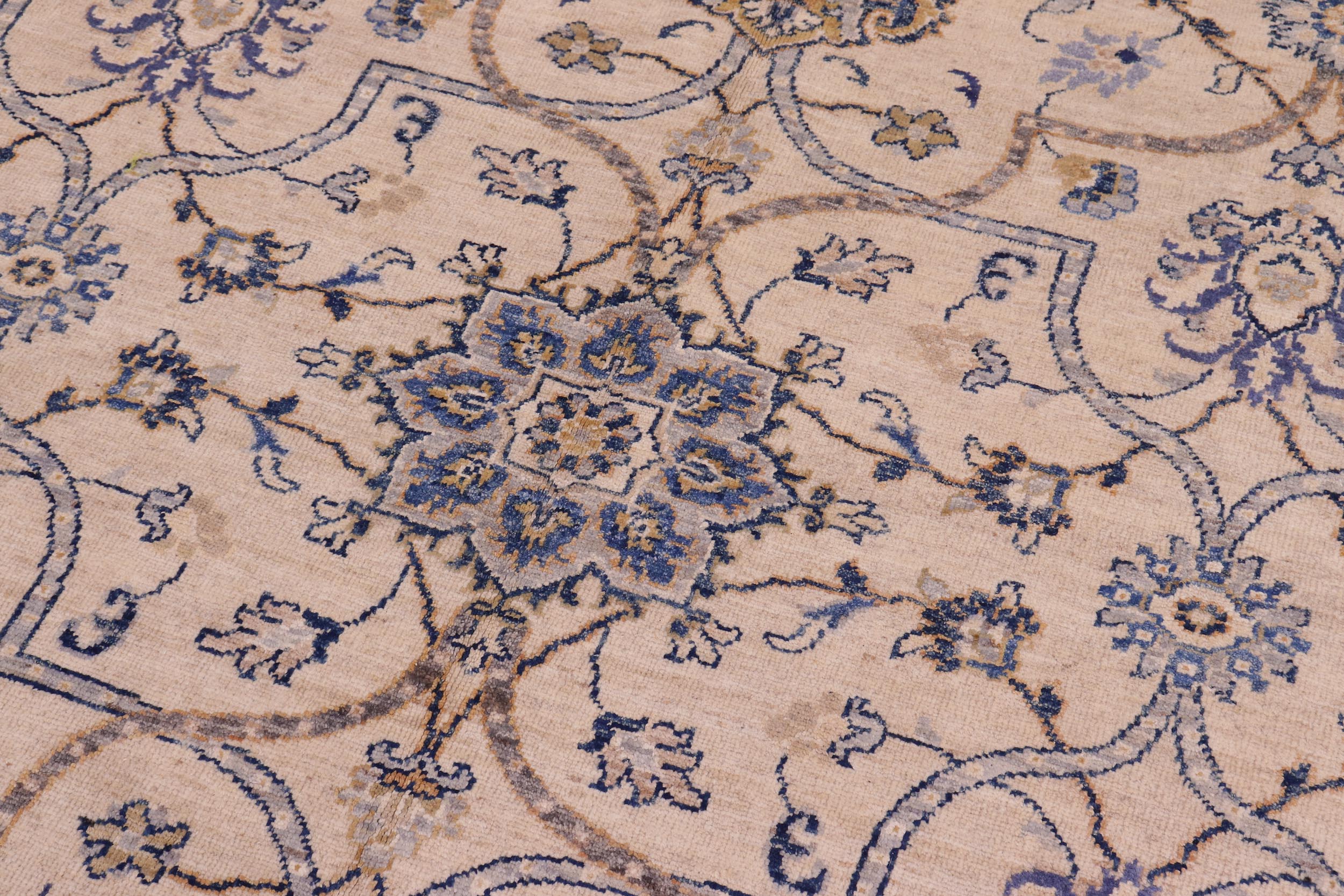 handmade Transitional Kafkaz Ivory Gray Hand Knotted RECTANGLE 100% WOOL area rug 9' x 11'