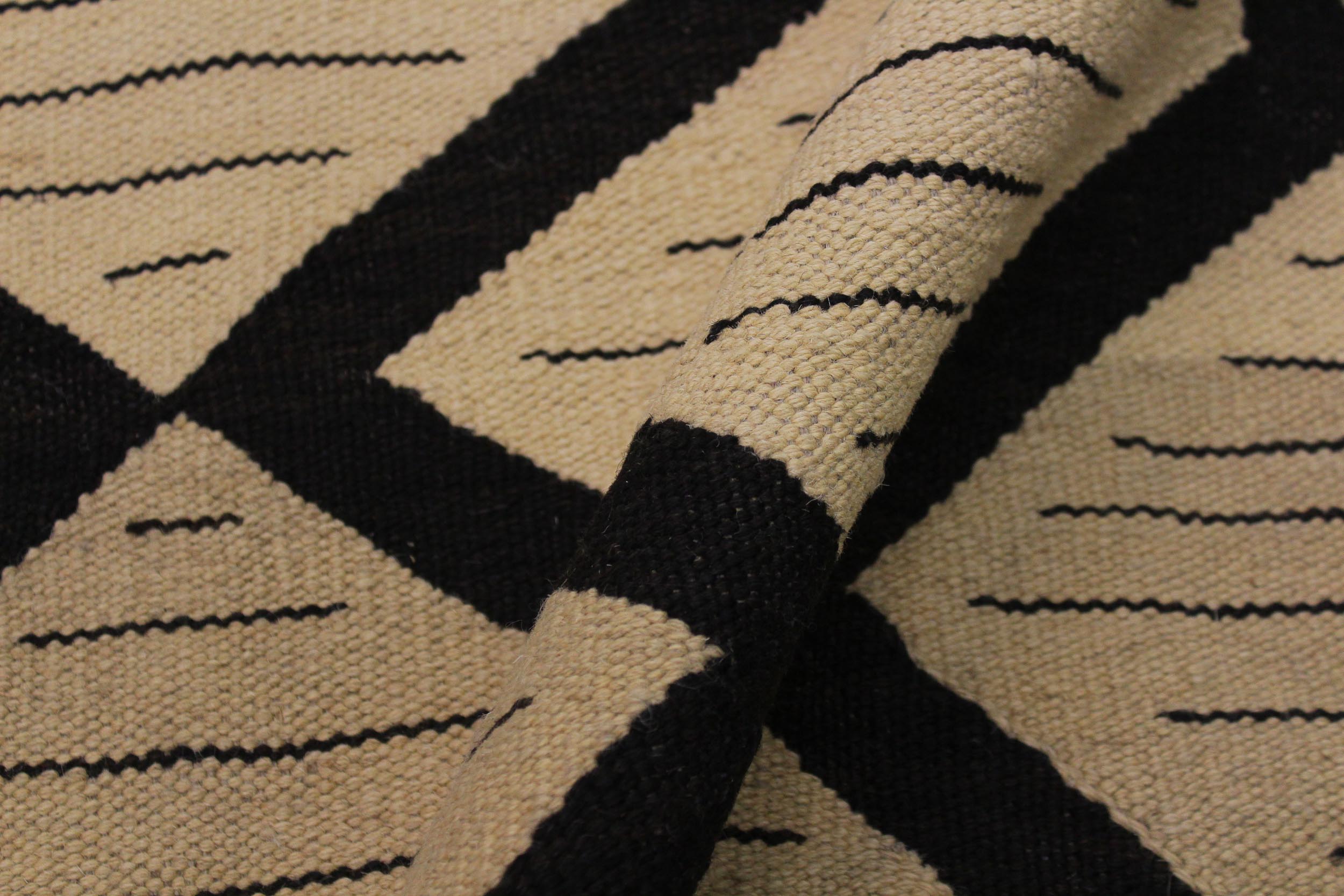 handmade Modern Kilim Beige Black Hand-Woven RECTANGLE 100% WOOL area rug 10 x 13