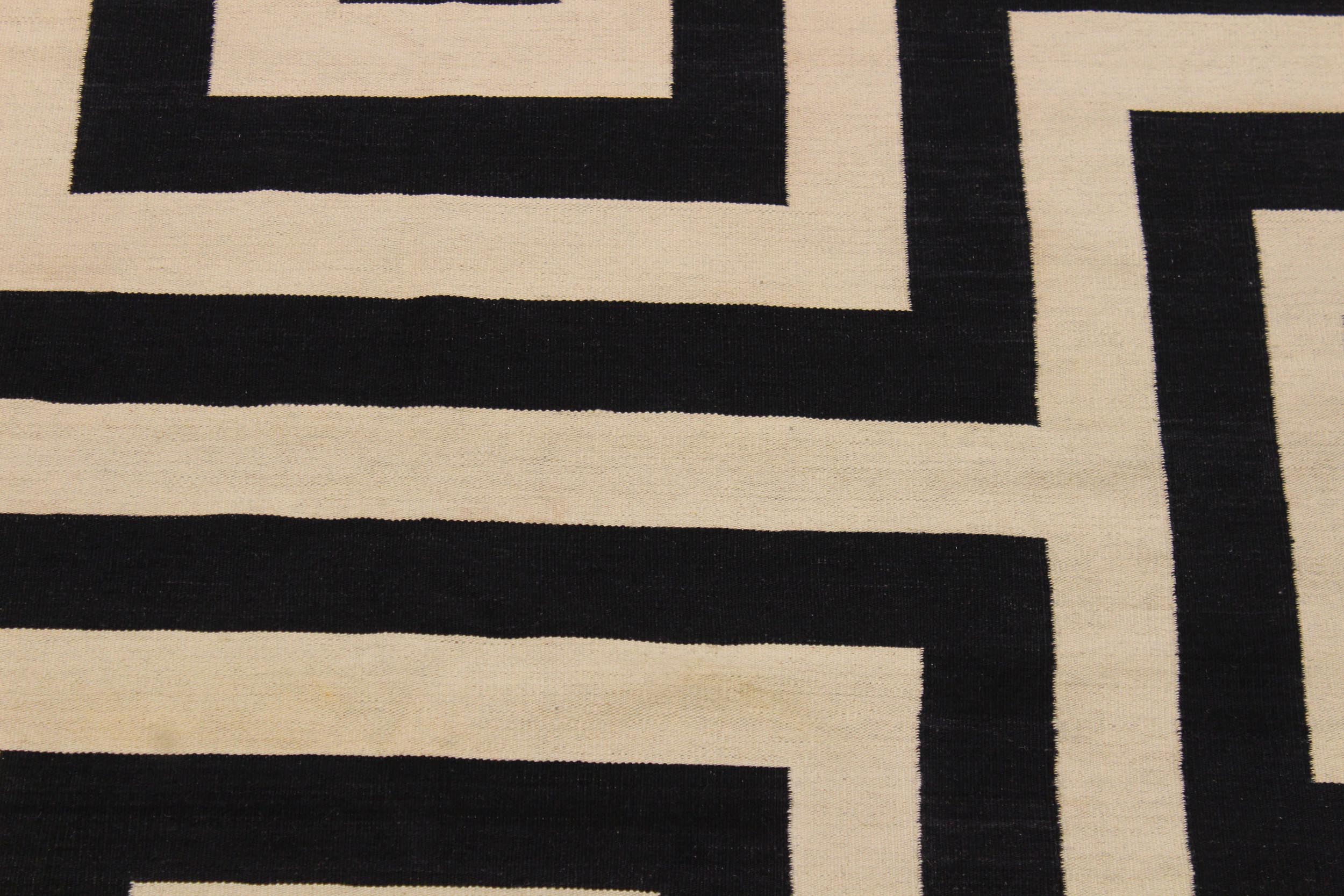 handmade Modern Kilim Ivory Black Hand-Woven RECTANGLE 100% WOOL area rug 5x8