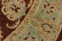 A11800 710"x 8 0"Traditional                   8x8BrownGREENHand-knotted                  Pakistan   100% Wool  Round      652671215414
