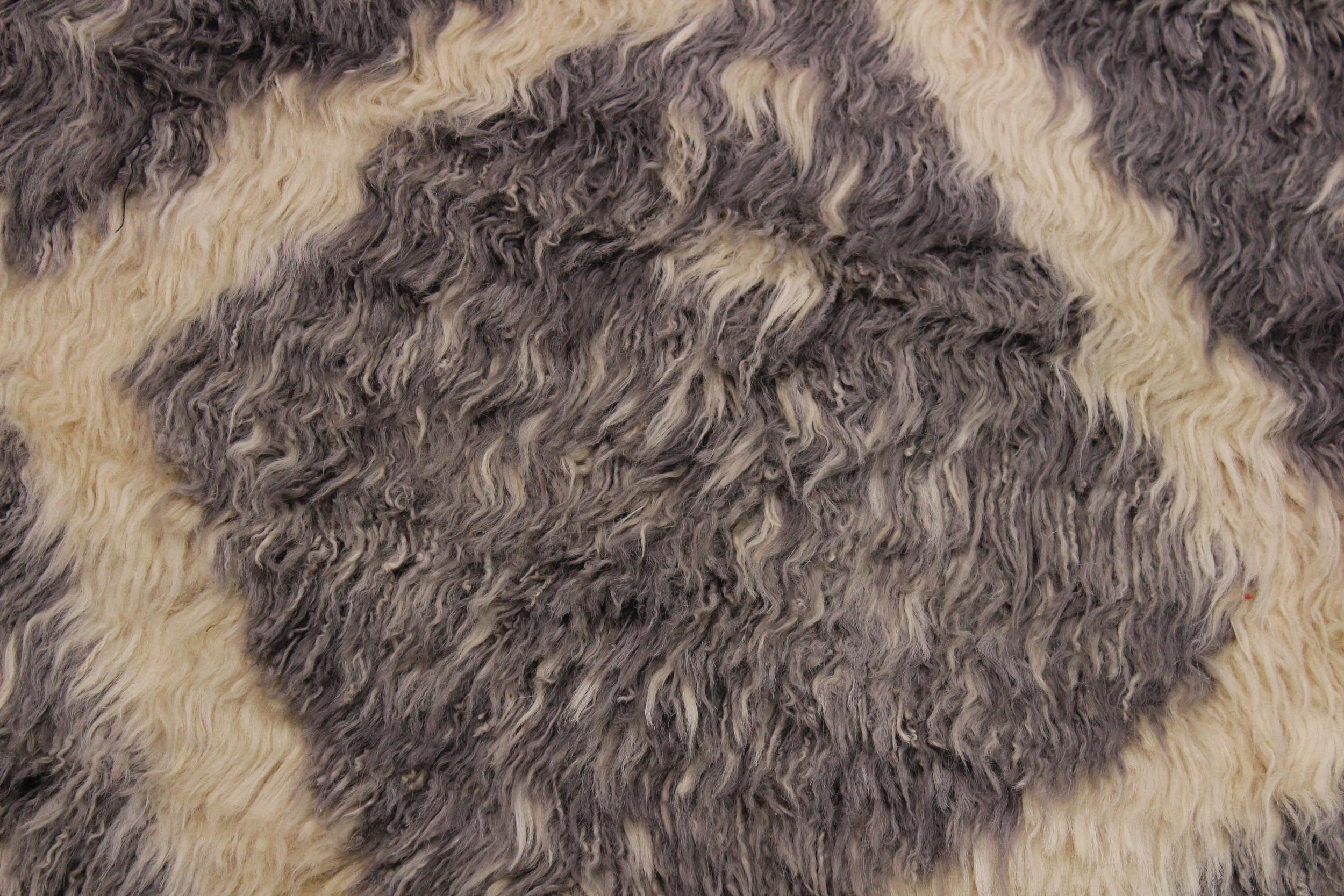 handmade Geometric Moroccan Grey Ivory Hand Knotted RECTANGLE 100% WOOL area rug 5' x 8'