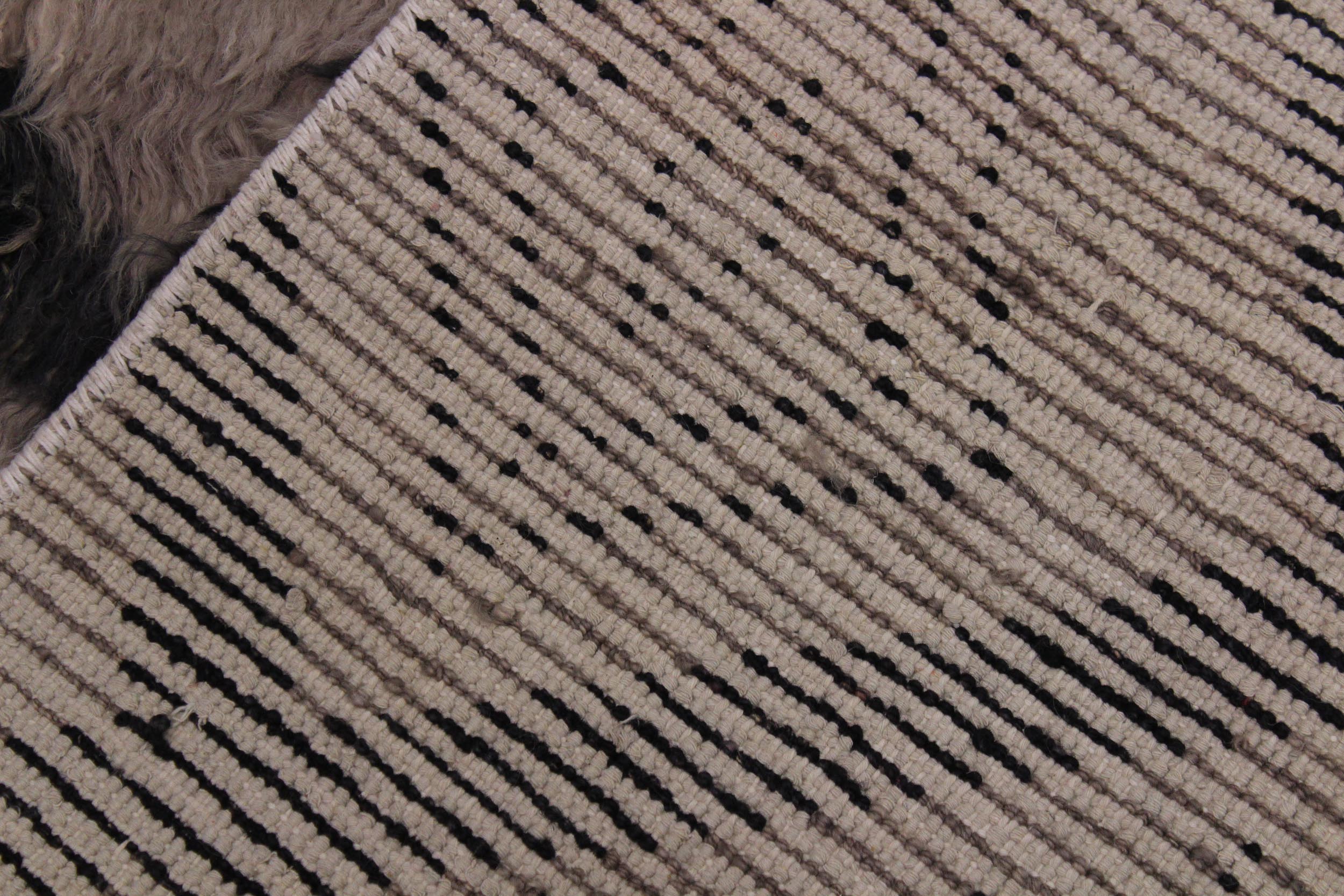 handmade Geometric Moroccan Lt. Brown Black Hand Knotted RECTANGLE 100% WOOL area rug 4' x 6'