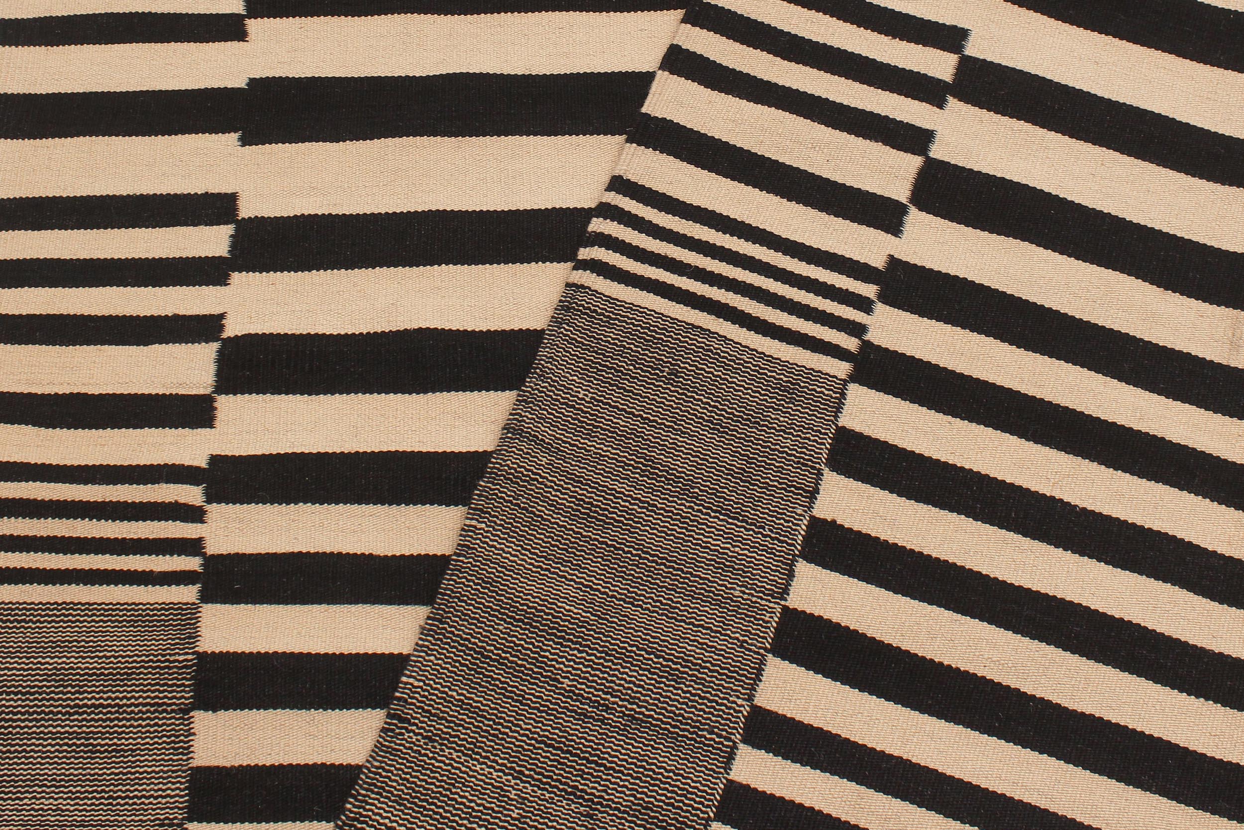 handmade Modern Kilim Beige Black Hand-Woven RECTANGLE 100% WOOL area rug 6 x 8