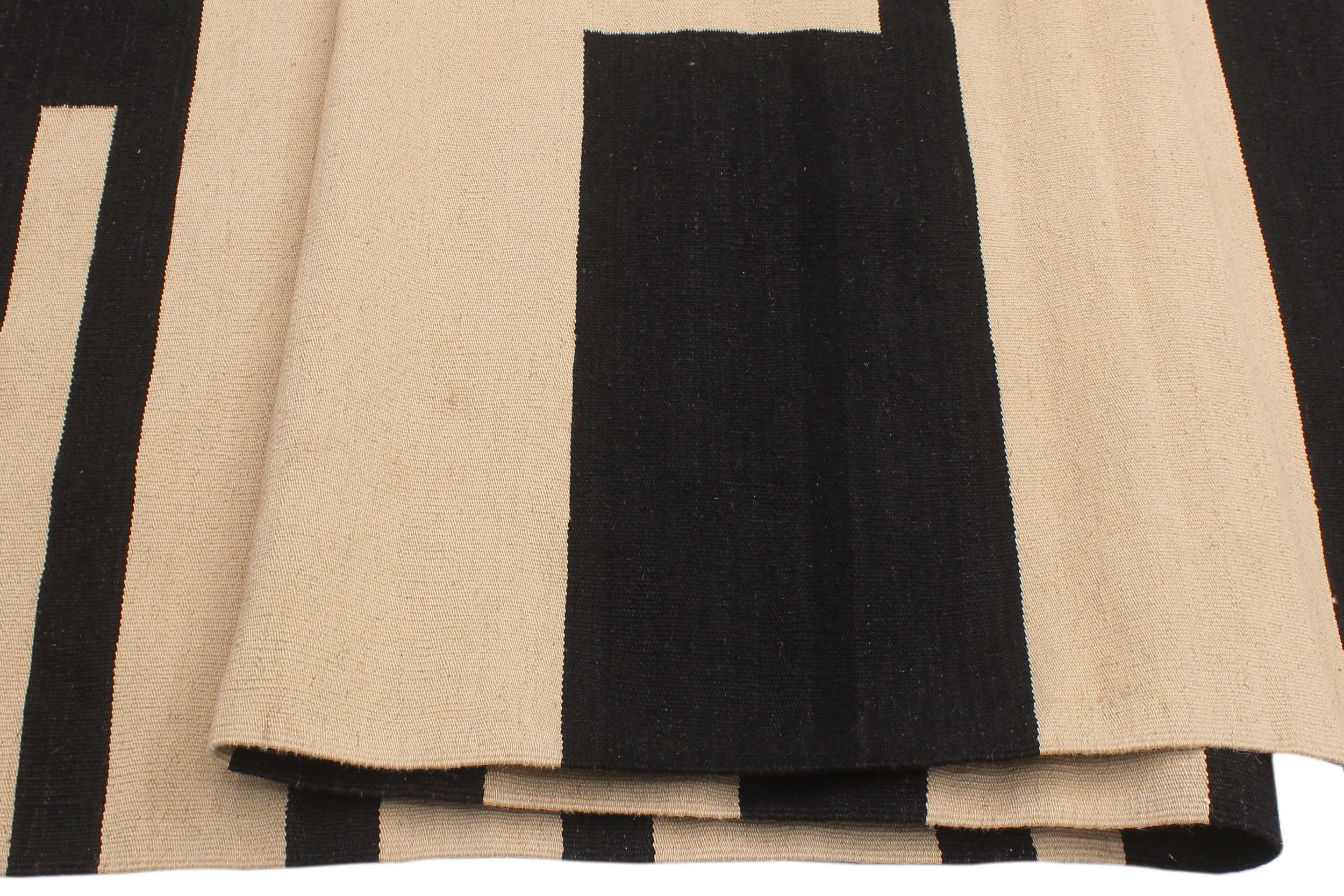 handmade Modern Kilim Beige Black Hand-Woven RECTANGLE 100% WOOL area rug 6 x 8