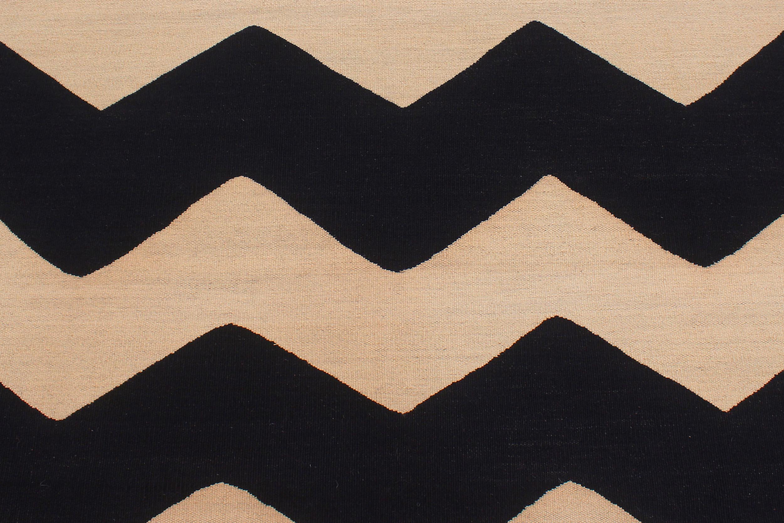 handmade Modern Kilim Beige Black Hand-Woven RECTANGLE 100% WOOL area rug 6 x 8