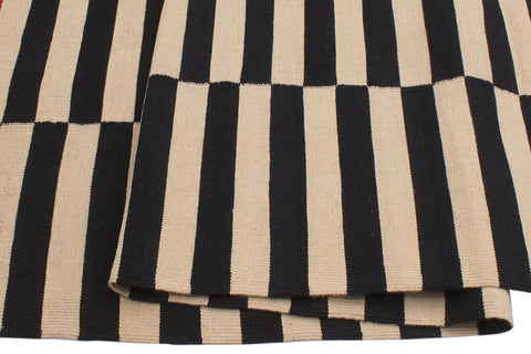 handmade Modern Kilim Beige Black Hand-Woven RECTANGLE 100% WOOL area rug 6 x 8
