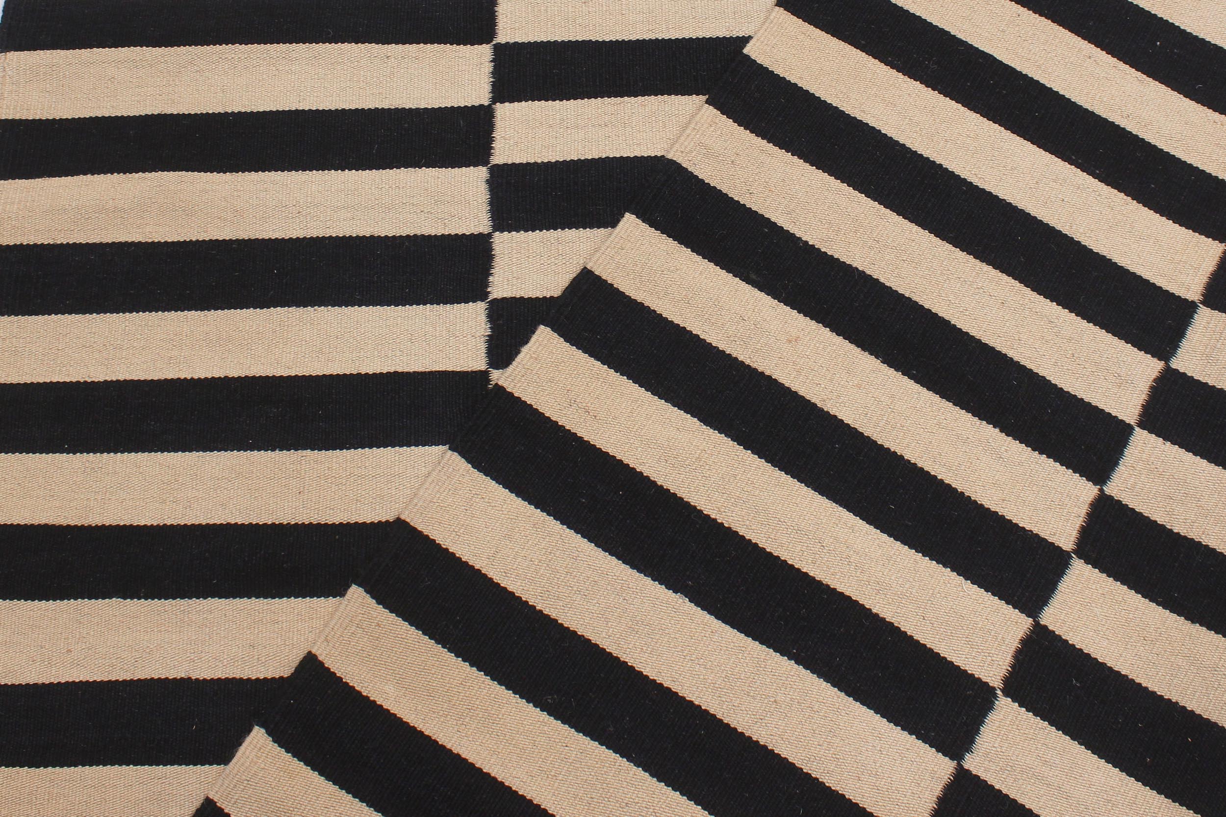 handmade Modern Kilim Beige Black Hand-Woven RECTANGLE 100% WOOL area rug 6 x 8