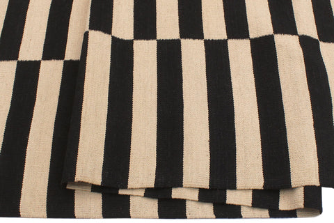 handmade Modern Kilim Beige Black Hand-Woven RECTANGLE 100% WOOL area rug 6 x 8