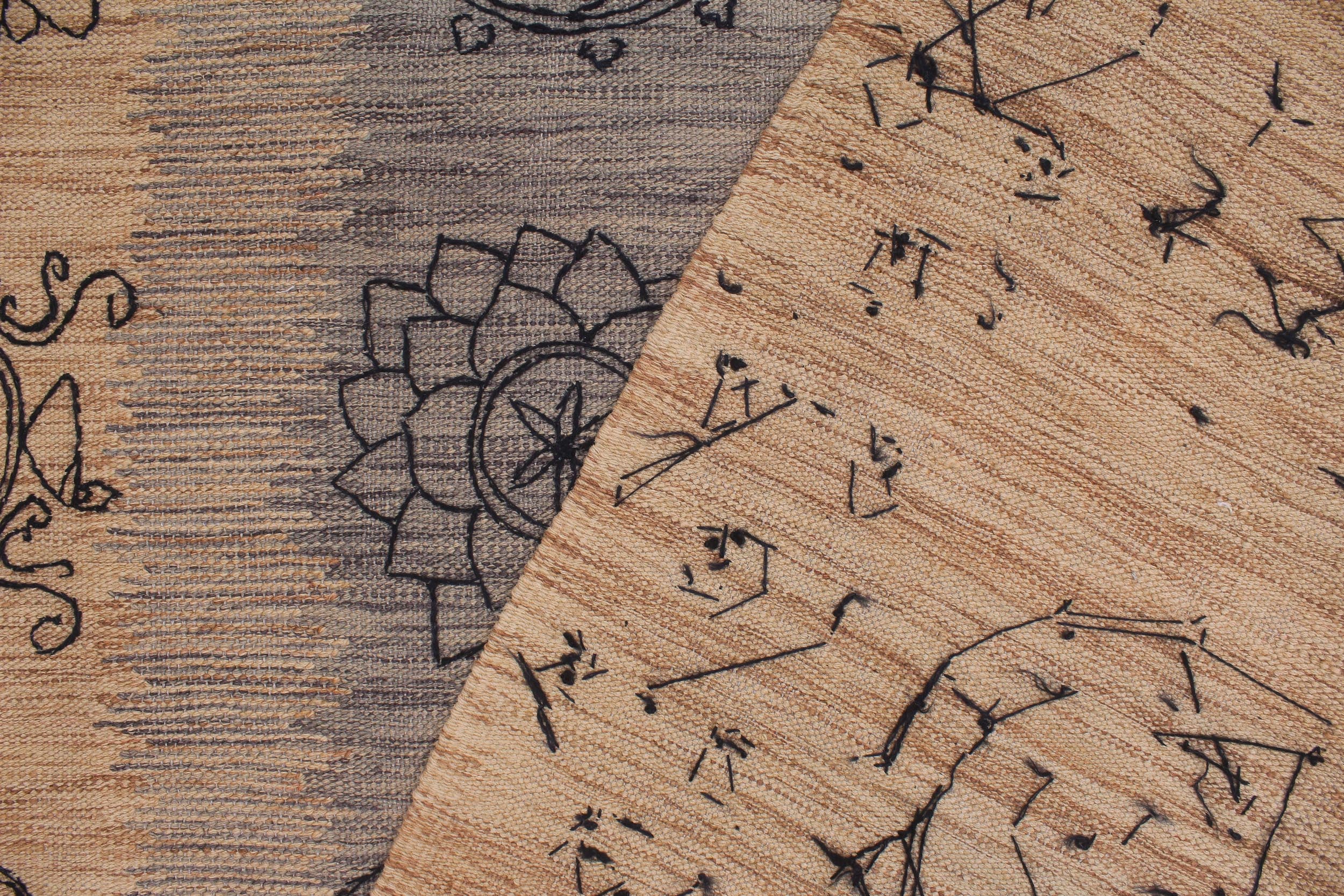 handmade Modern Kilim Beige Black Hand-Woven RECTANGLE 100% WOOL area rug 6x8