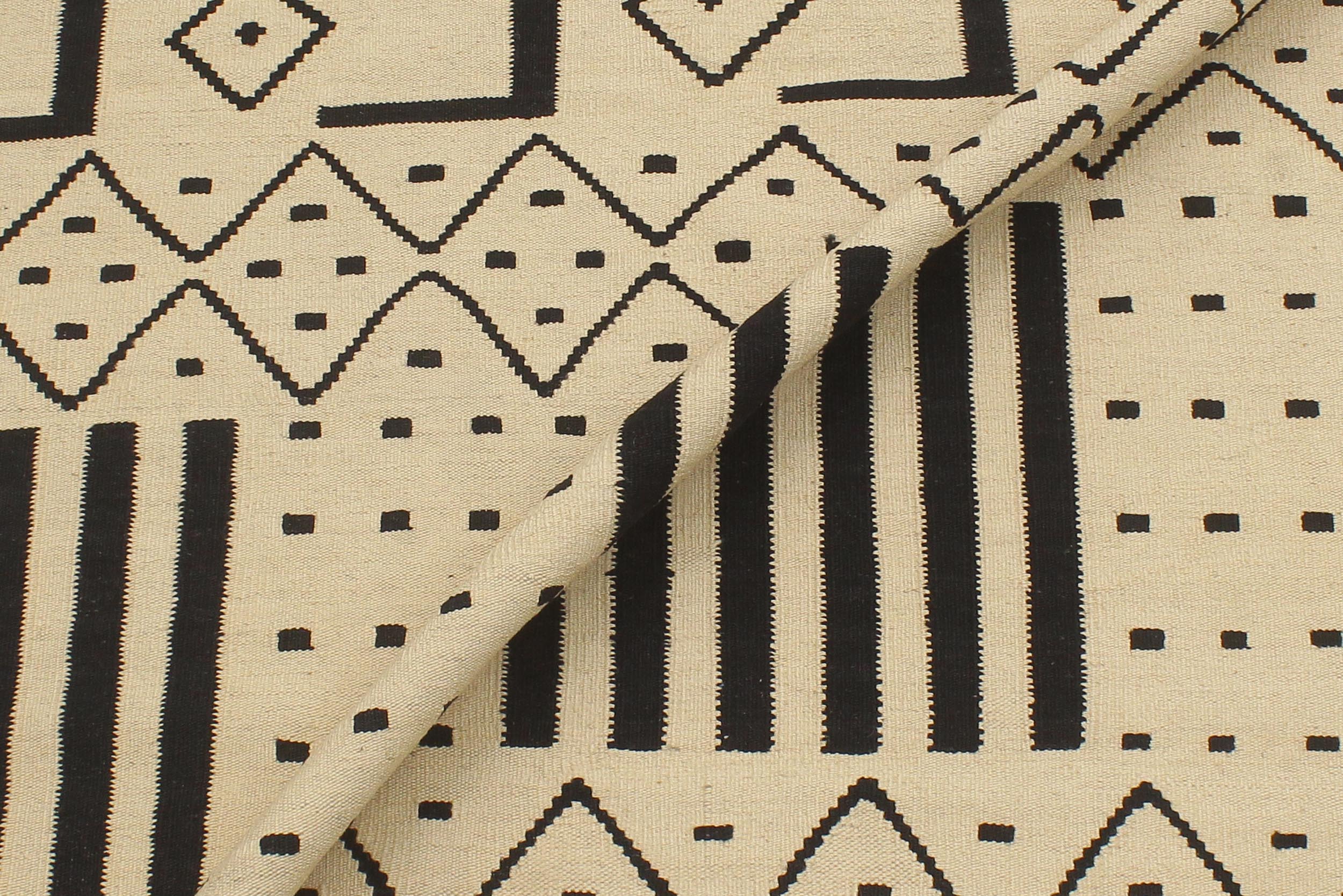 handmade Modern Kilim Beige Black Hand-Woven RECTANGLE 100% WOOL area rug 5 x 7