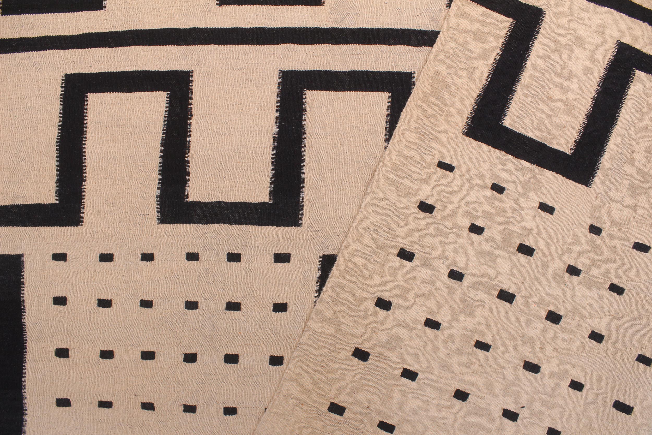 handmade Modern Kilim Beige Black Hand-Woven RECTANGLE 100% WOOL area rug 8 x 10