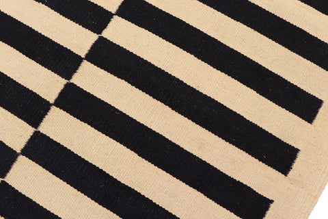 handmade Modern Kilim Beige Black Hand-Woven RECTANGLE 100% WOOL area rug 5 x 8