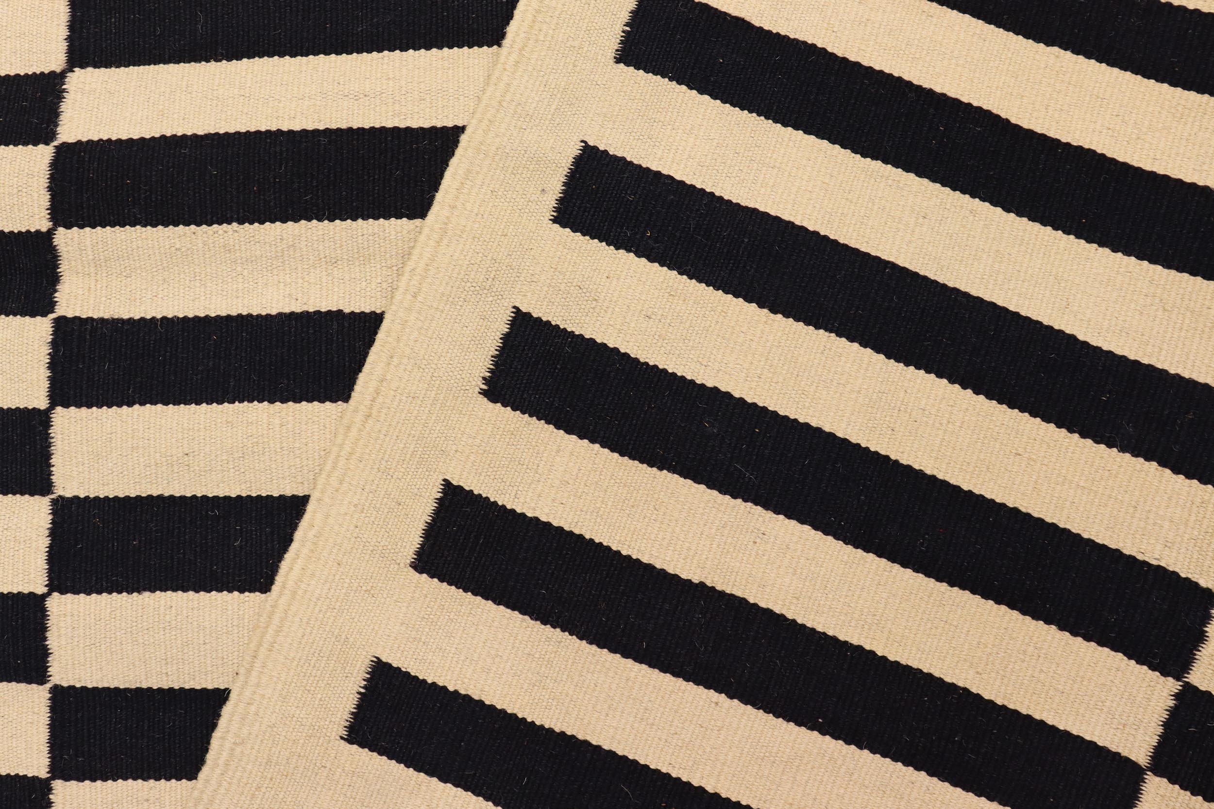 handmade Modern Kilim Beige Black Hand-Woven RECTANGLE 100% WOOL area rug 5 x 8