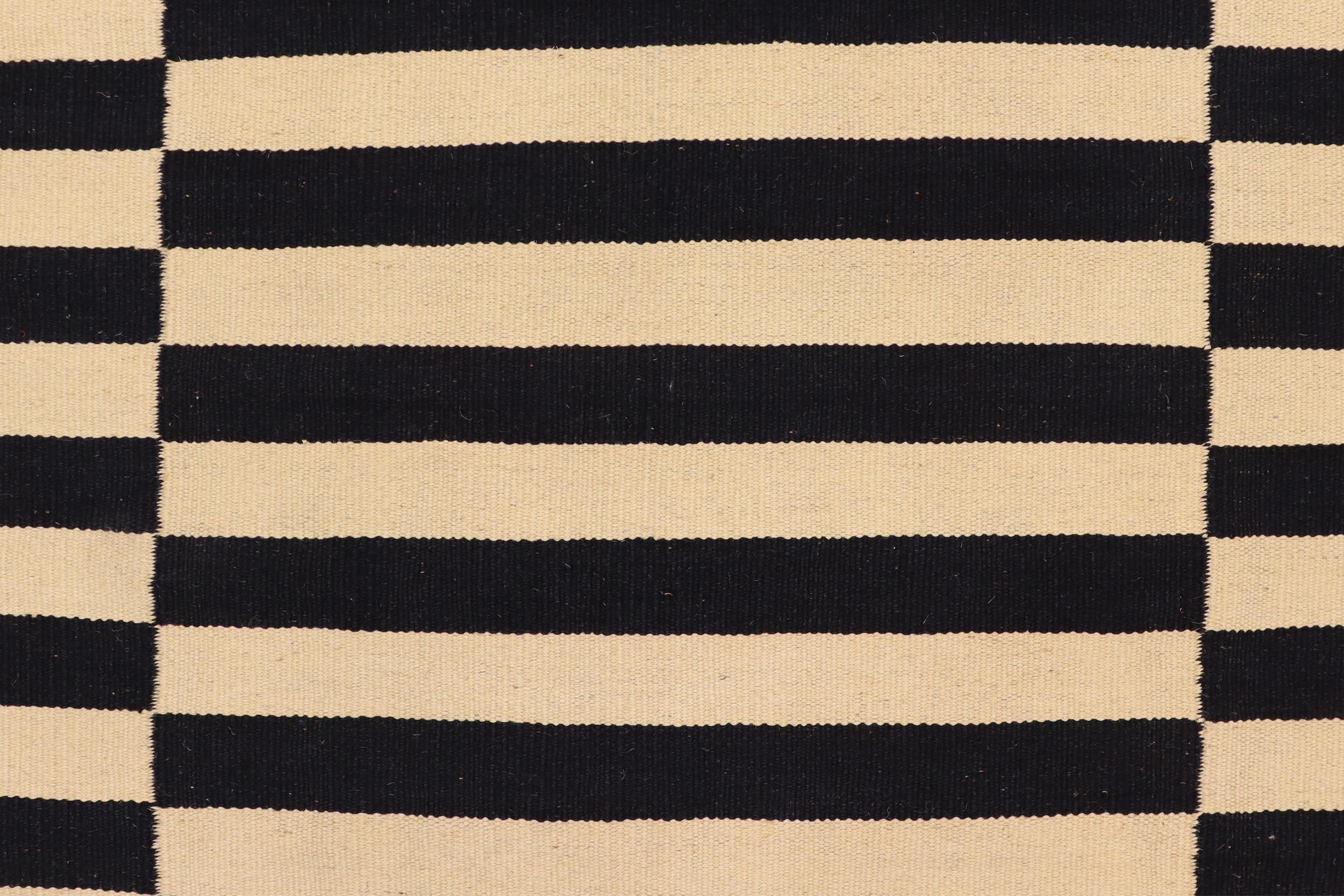 handmade Modern Kilim Beige Black Hand-Woven RECTANGLE 100% WOOL area rug 5 x 8