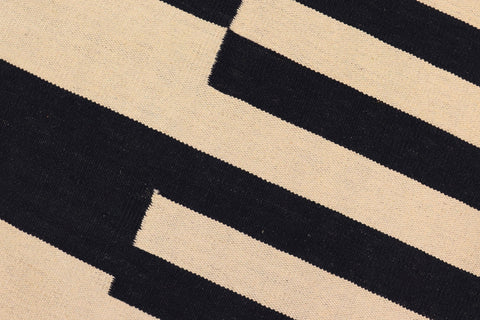 handmade Modern Kilim Beige Black Hand-Woven RECTANGLE 100% WOOL area rug 5 x 8