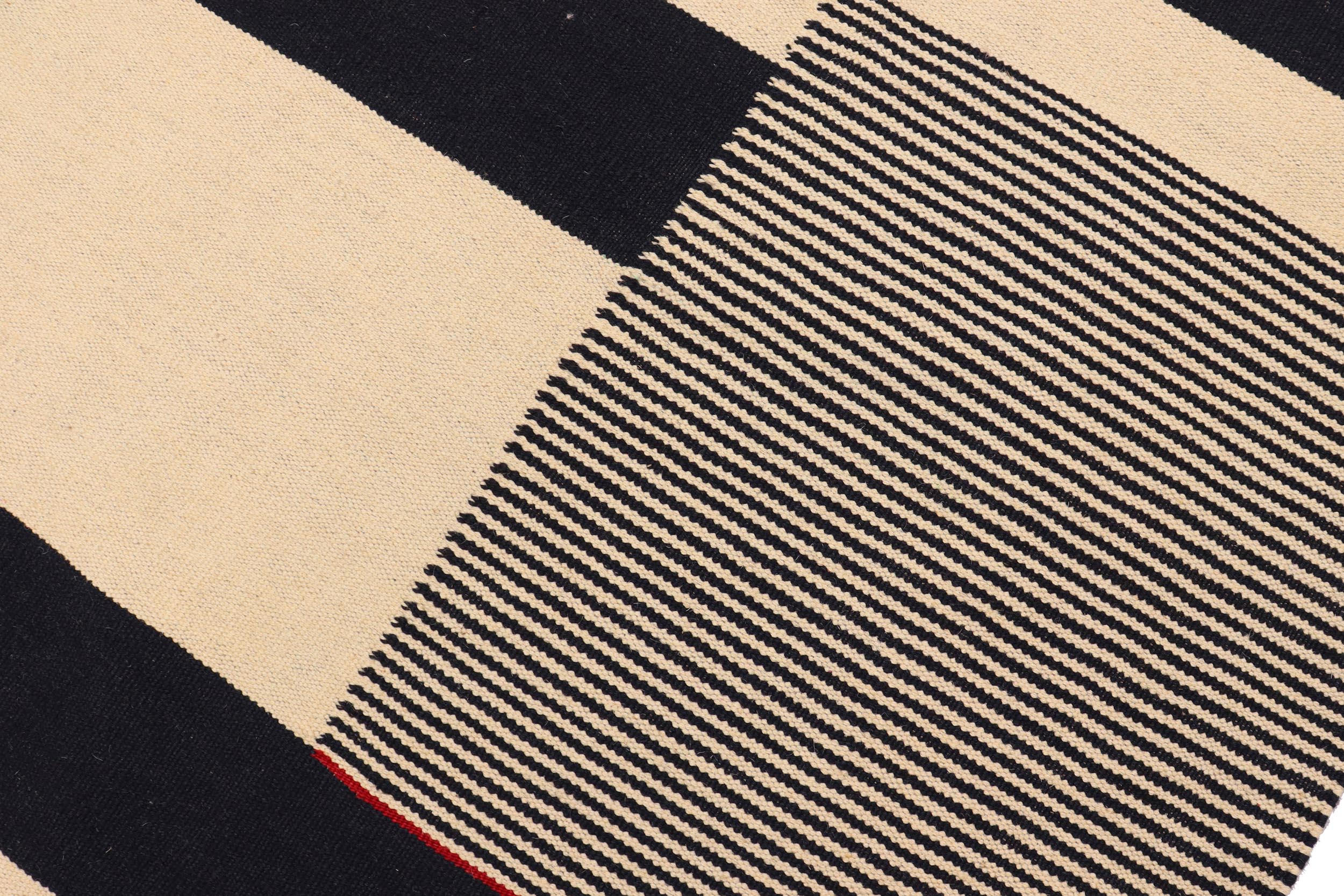 handmade Modern Kilim Beige Black Hand-Woven RECTANGLE 100% WOOL area rug 5 x 8