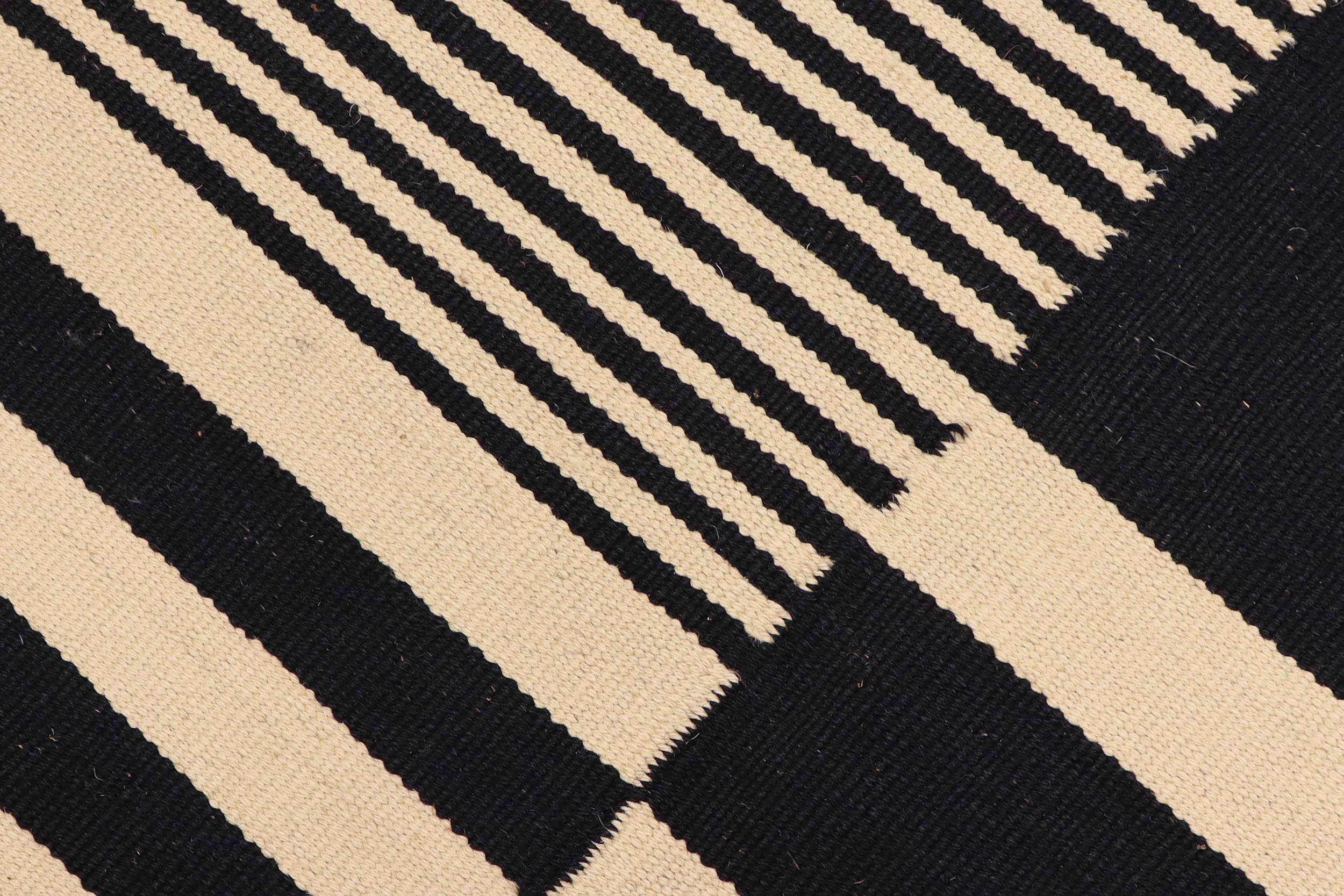 handmade Modern Kilim Beige Black Hand-Woven RECTANGLE 100% WOOL area rug 6 x 8