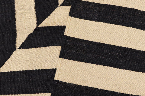 handmade Modern Kilim Beige Black Hand-Woven RECTANGLE 100% WOOL area rug 8 x 10