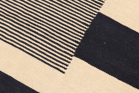 handmade Modern Kilim Beige Black Hand-Woven RECTANGLE 100% WOOL area rug 5 x 8