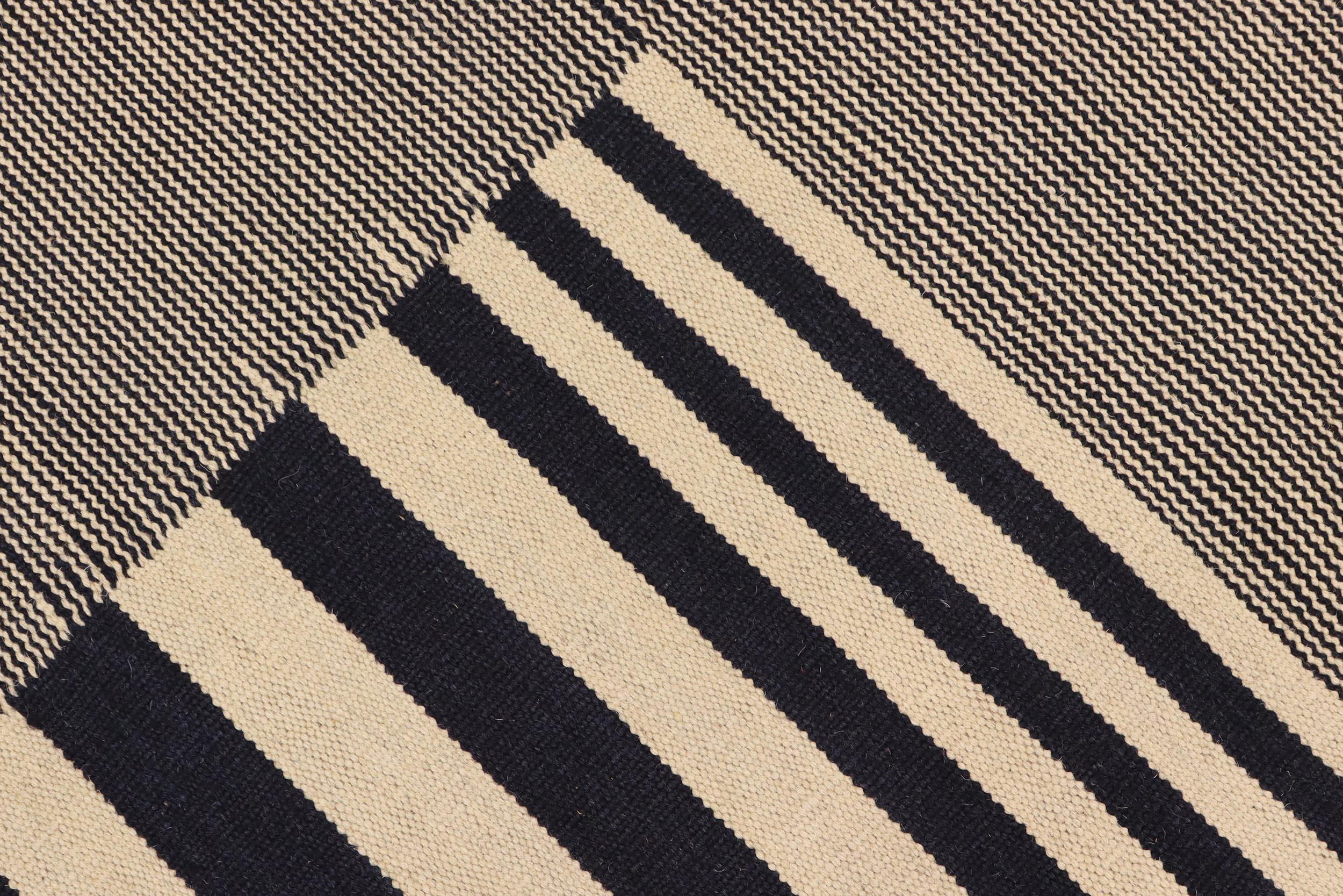 handmade Modern Kilim Beige Black Hand-Woven RECTANGLE 100% WOOL area rug 6 x 8