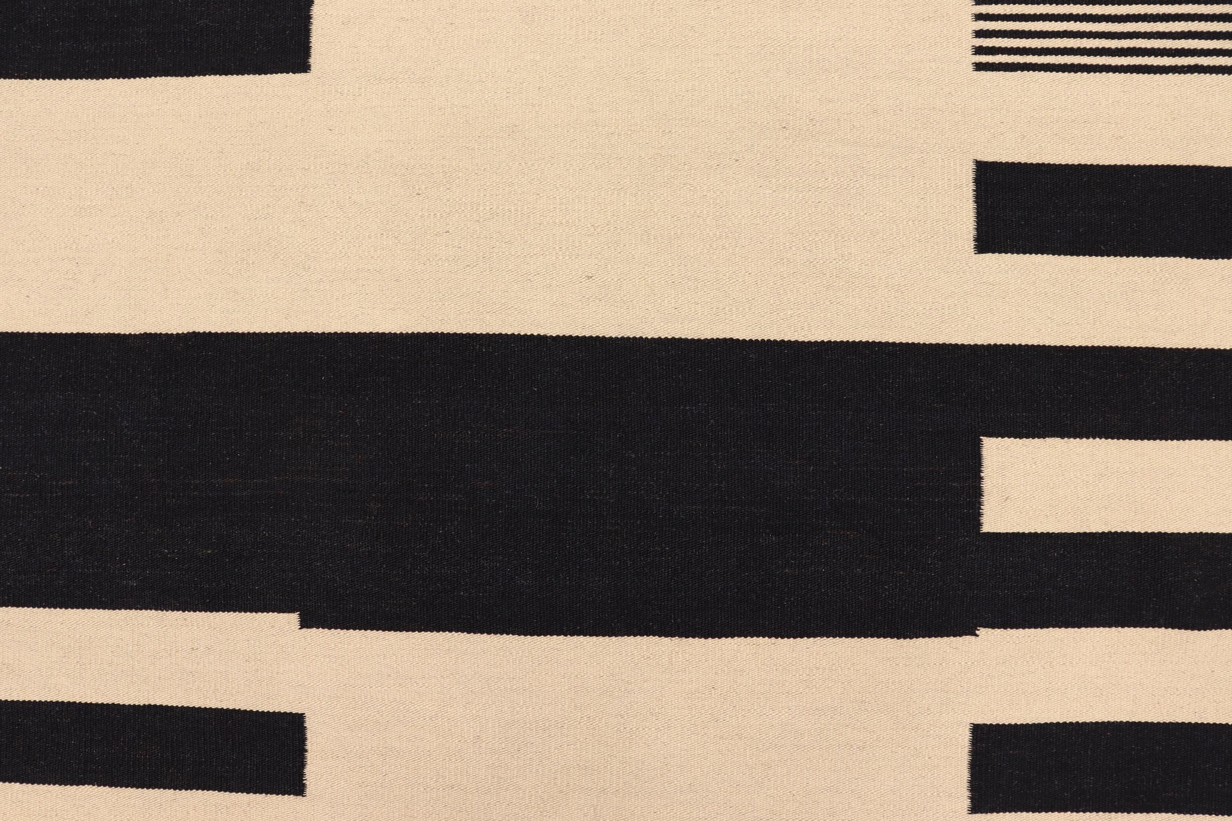 handmade Modern Kilim Beige Black Hand-Woven RECTANGLE 100% WOOL area rug 7 x 10