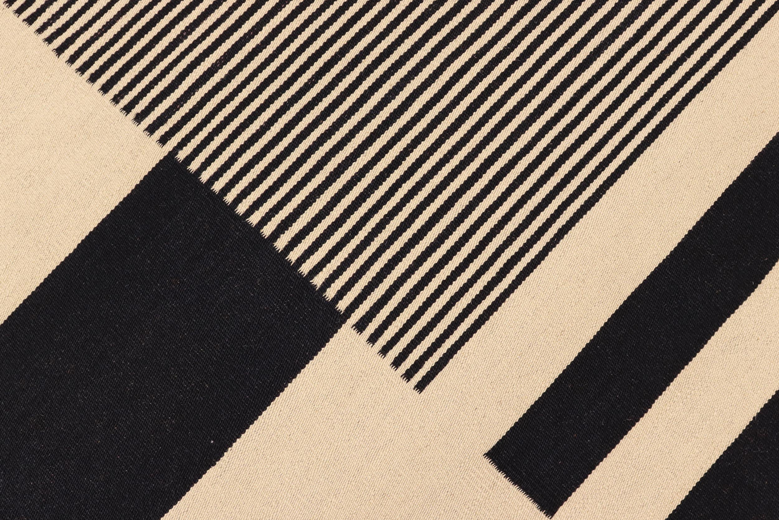 handmade Modern Kilim Beige Black Hand-Woven RECTANGLE 100% WOOL area rug 7 x 10
