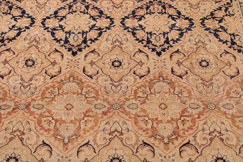 Antique Peg Multi/Tan Wool Rug - 9'1'' x 12'3''