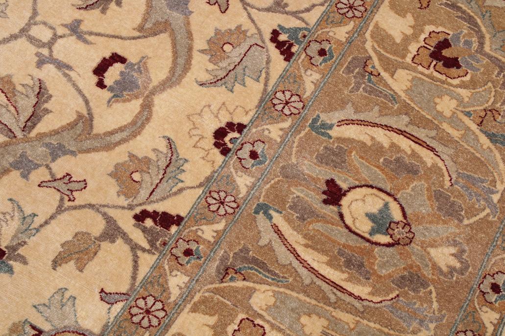 handmade Traditional  Beige Lt. Brown Hand Knotted RECTANGLE 100% WOOL area rug 9'X12'