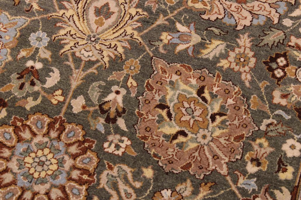 handmade Traditional Design Green Lt. Gray Hand Knotted RECTANGLE 100% WOOL area rug 9'X12'