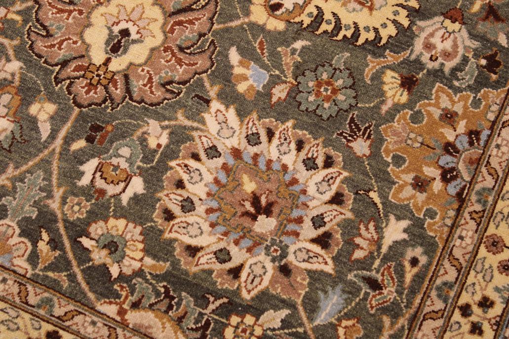 handmade Traditional Design Green Lt. Gray Hand Knotted RECTANGLE 100% WOOL area rug 9'X12'