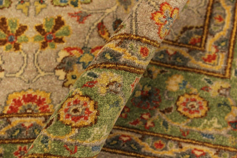 handmade Traditional Design Lt. Gray Lt. Green Hand Knotted RECTANGLE 100% WOOL area rug 4' x 6'