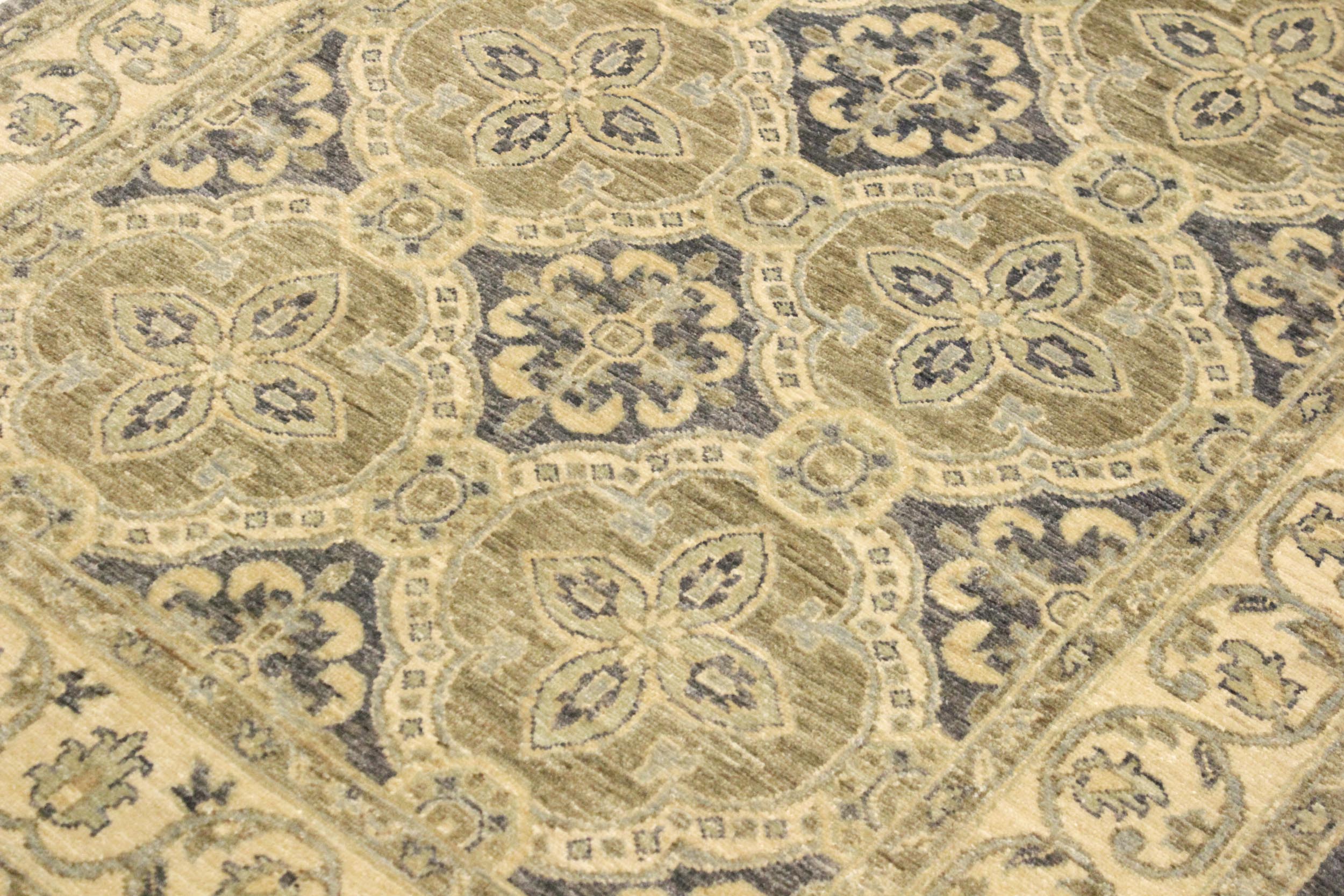 handmade Transitional Kafkaz Bluish Gray Tan Hand Knotted RECTANGLE 100% WOOL area rug 4' x 6'