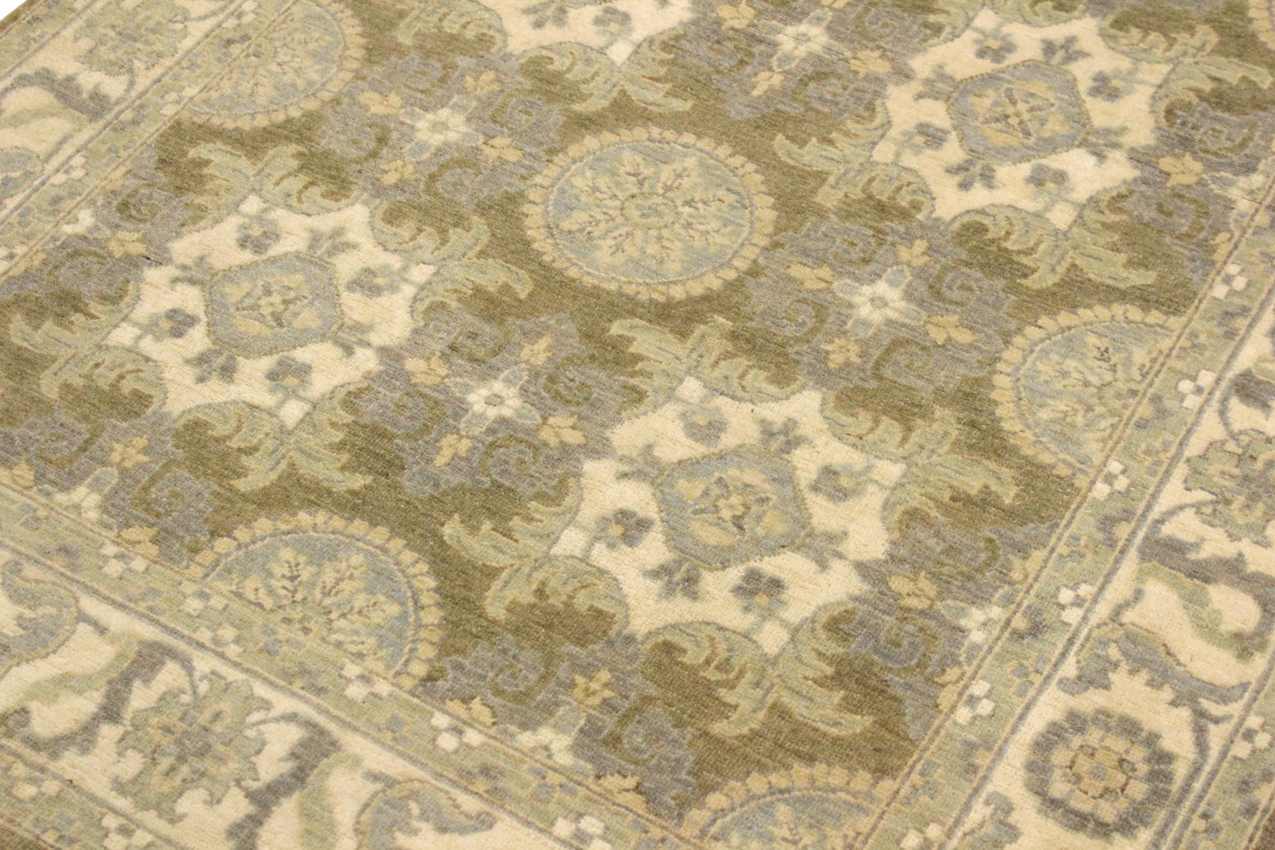 handmade Transitional Kafkaz Lt. Green Ivory Hand Knotted RECTANGLE 100% WOOL area rug 4' x 6'