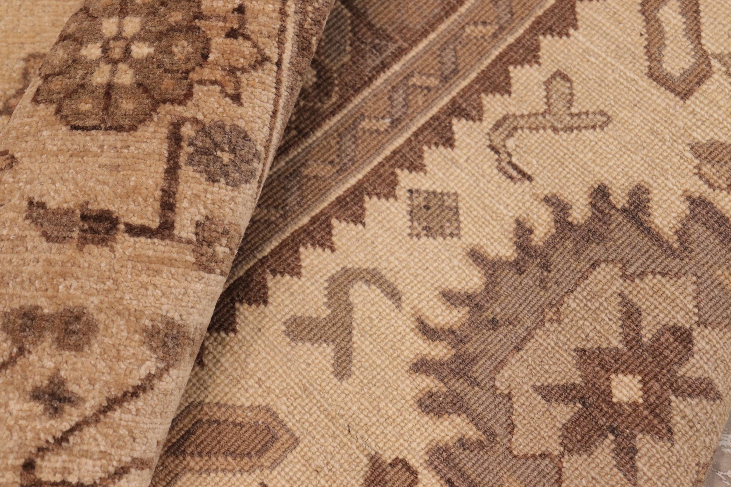 handmade Geometric Kafkaz Ivory Lt. Tan Hand Knotted RECTANGLE 100% WOOL area rug 8' x 10'