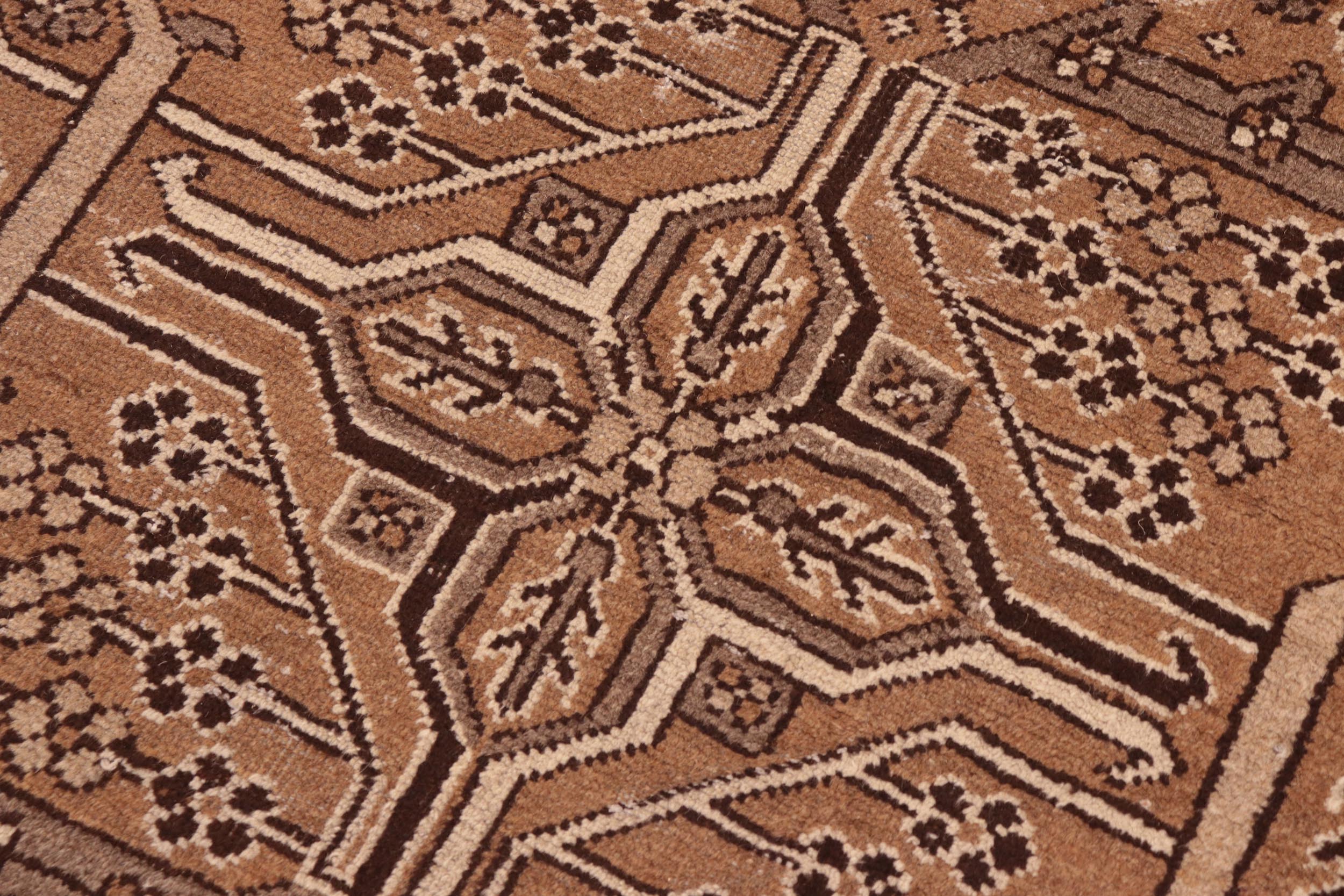 handmade Traditional Persian Lt. Brown Ivory Hand Knotted RECTANGLE 100% WOOL area rug 8x11