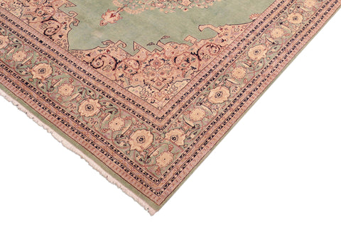 handmade Traditional  Lt. Green Lt. Green Hand Knotted RECTANGLE 100% WOOL area rug 8 x 10