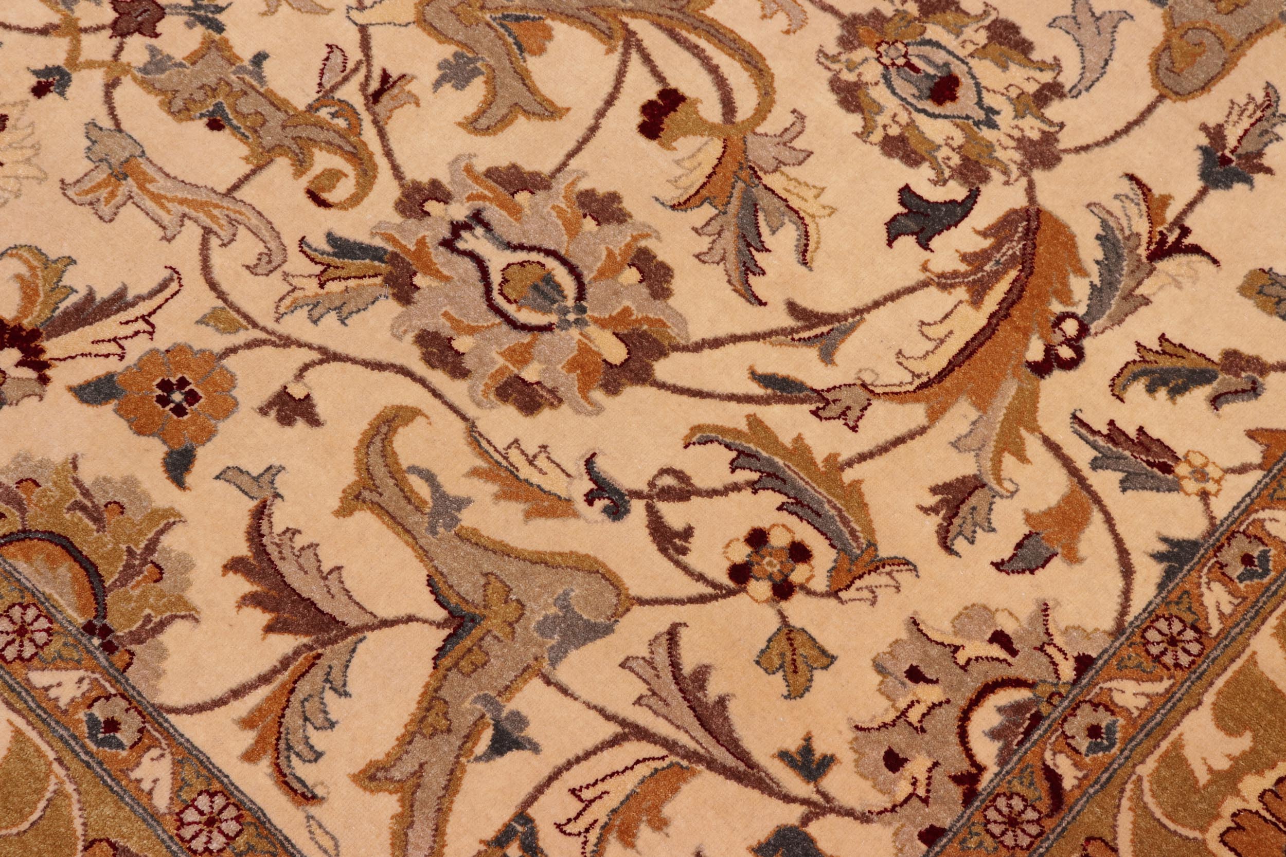 handmade Traditional  Lt. Tan Gold Hand Knotted RECTANGLE 100% WOOL area rug 8' x 10'