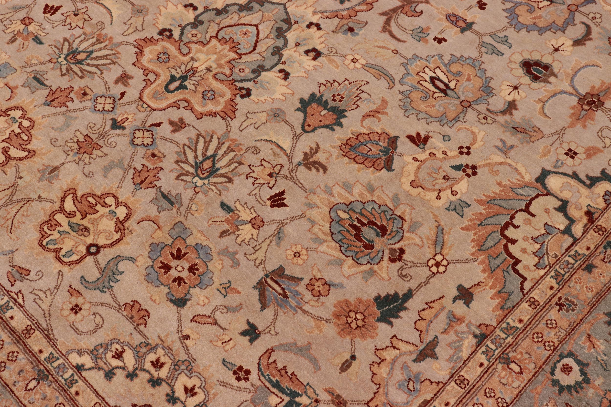 handmade Traditional Veg Dye Lt. Gray Lt. Gray Hand Knotted RECTANGLE 100% WOOL area rug 8' x 10'