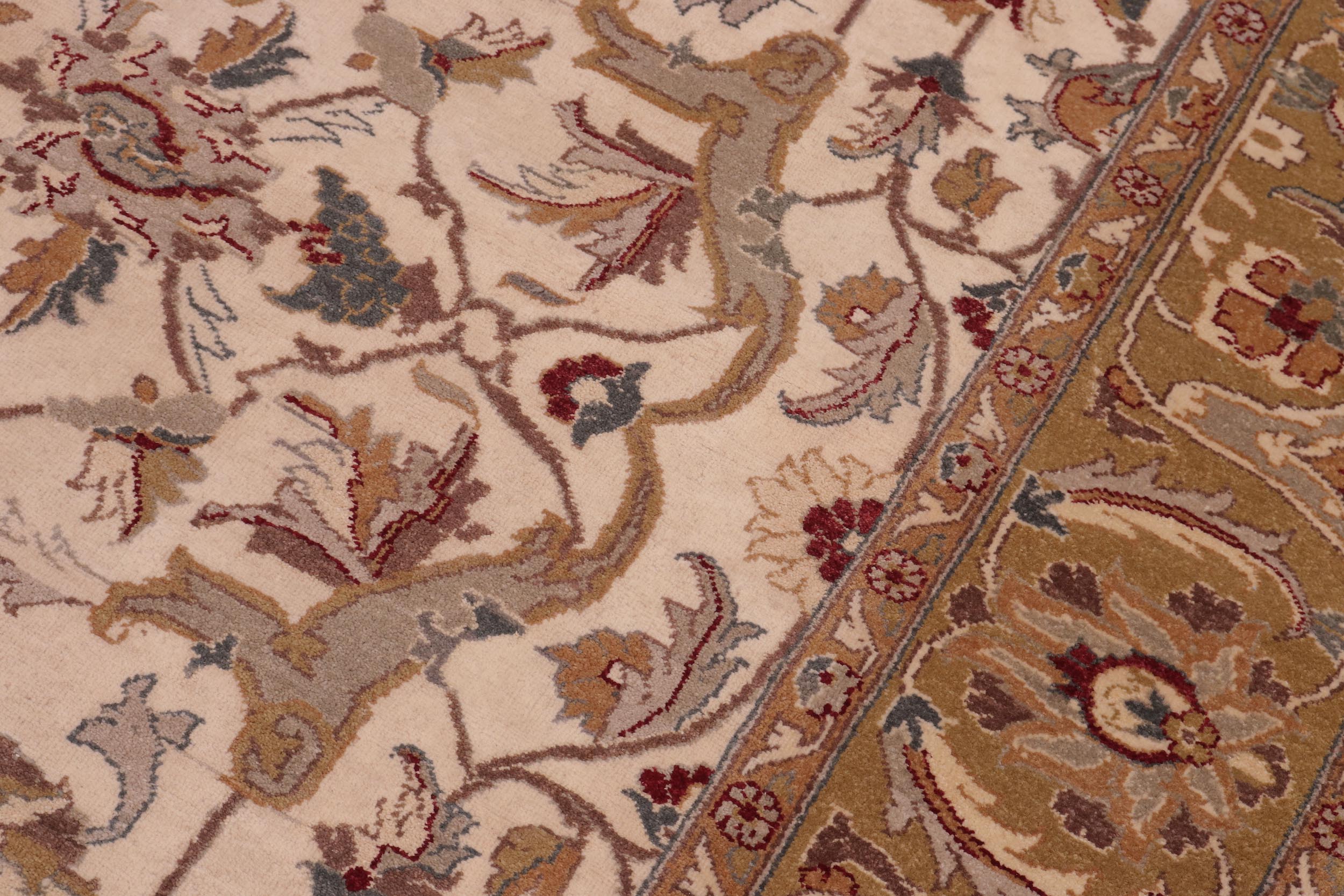 handmade Traditional Design Ivory Lt. Green Hand Knotted RECTANGLE 100% WOOL area rug 6' x 9'