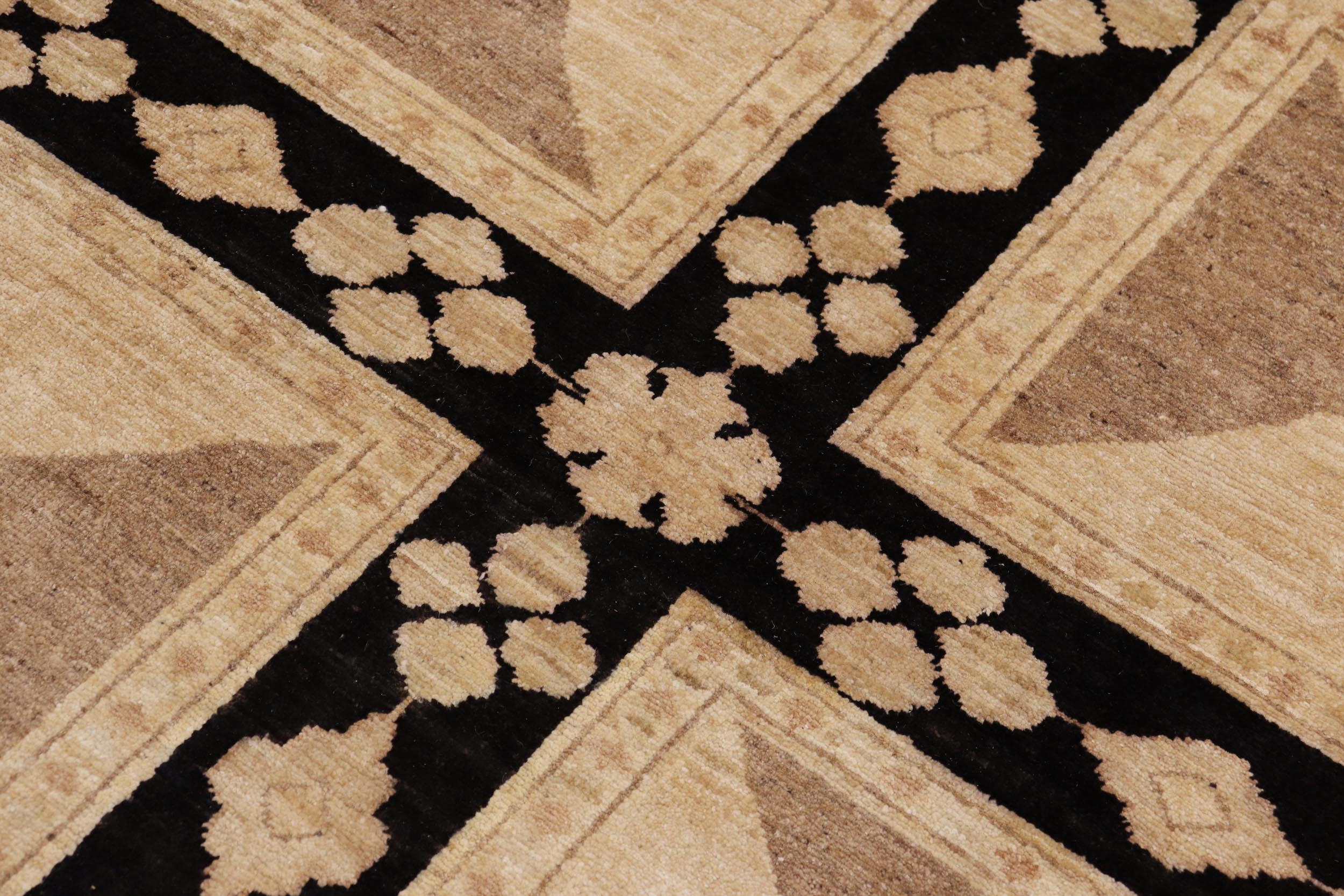 handmade Transitional Kafkaz Beige Black Hand Knotted RECTANGLE 100% WOOL area rug 9' x 12'