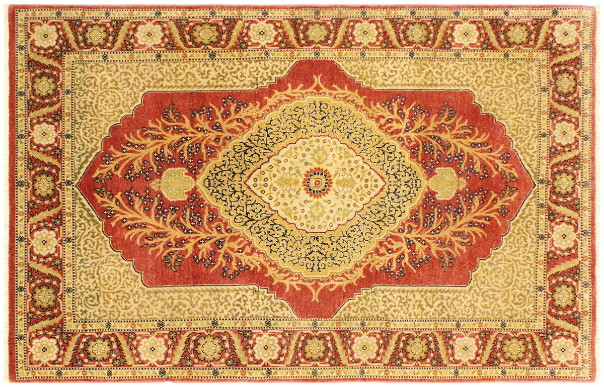 handmade Traditional Design Pink Rust Hand Knotted RECTANGLE 100% WOOL area rug 4' x 6'
